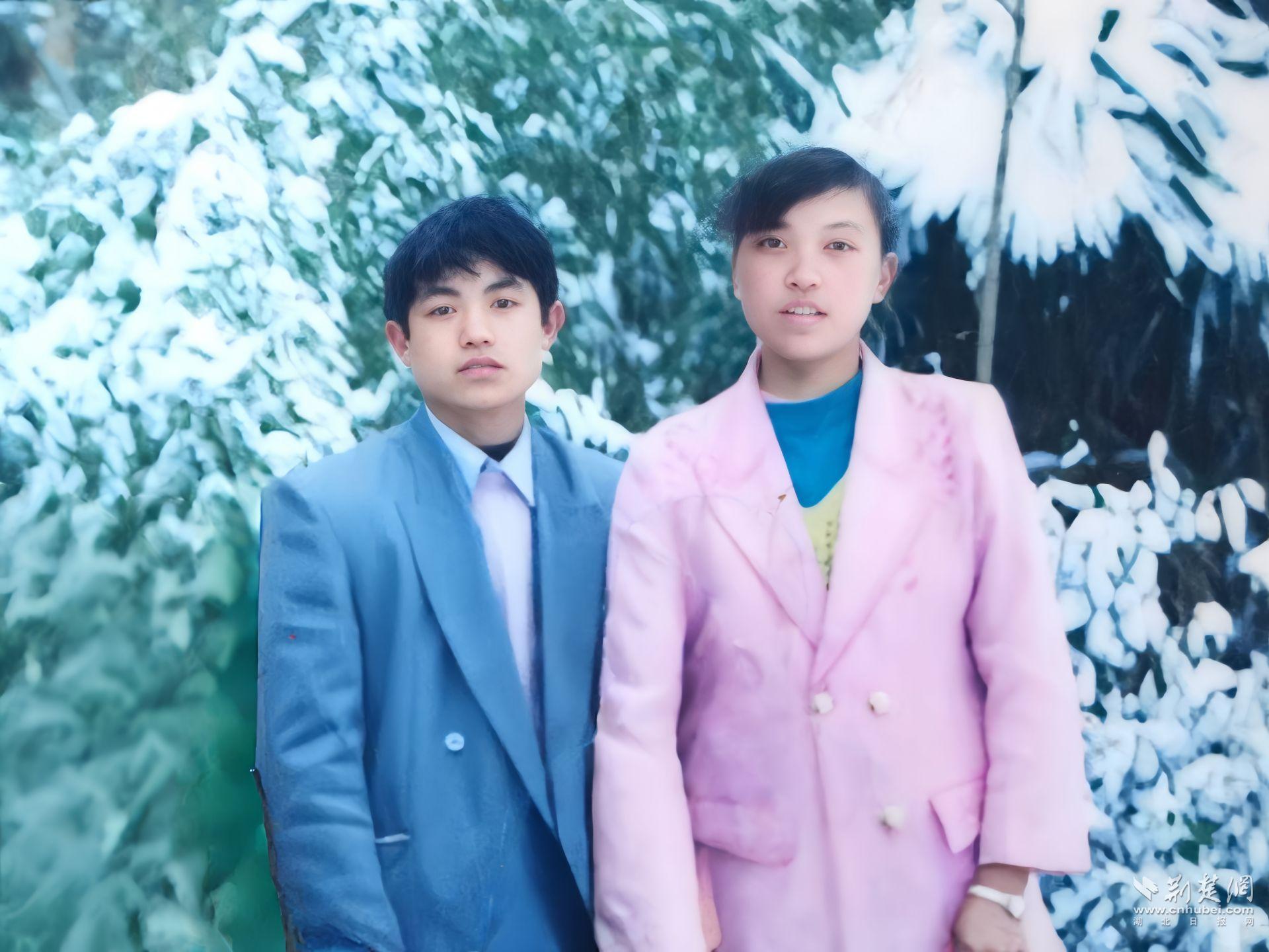 見天壩里為愛“補天” 二十載光陰她用脊梁撐起一個家.jpg.jpg