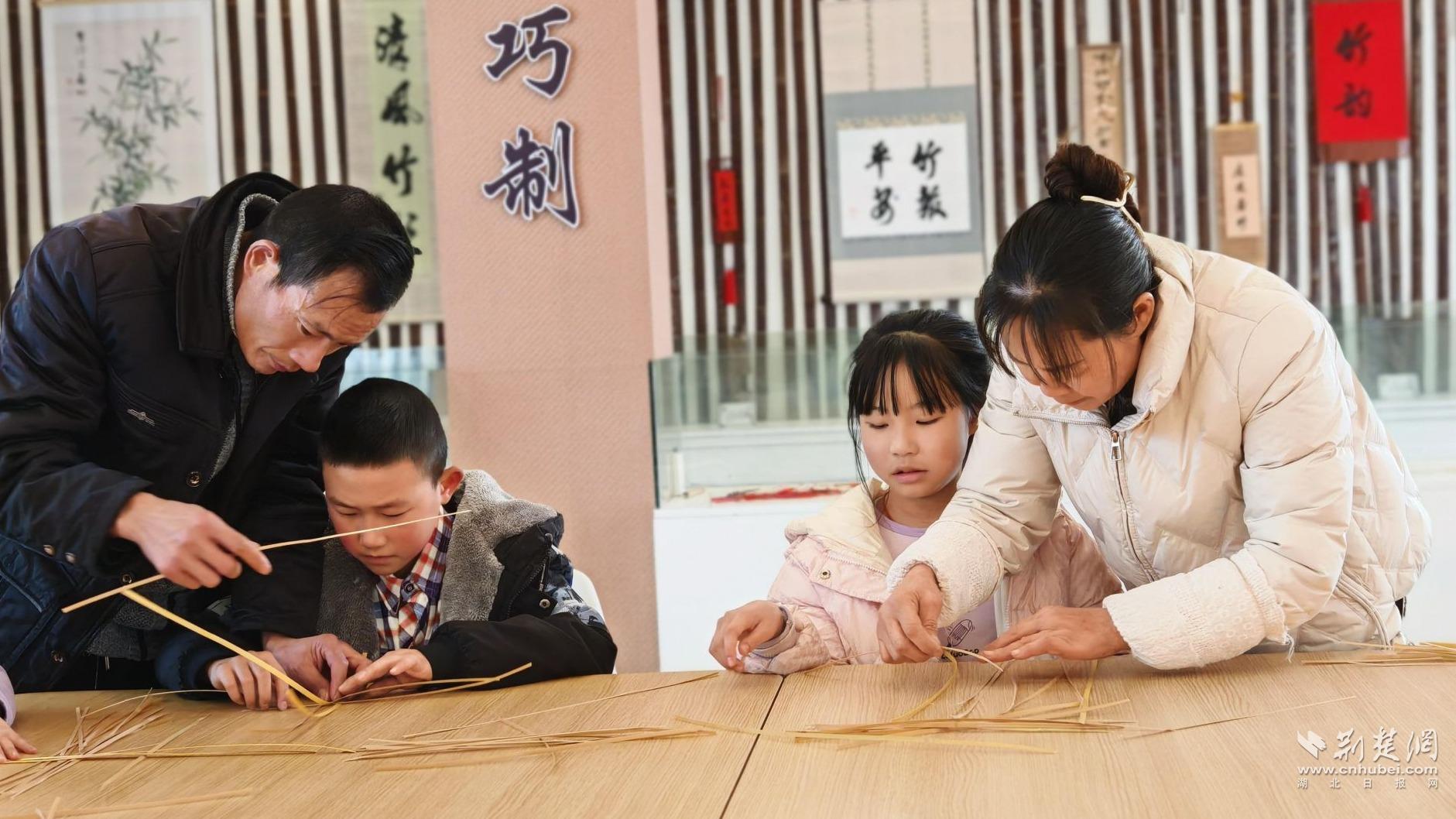 f43e1fbe664aeaa9c9458b00a7b80b9e_1881X1058_20250812112701