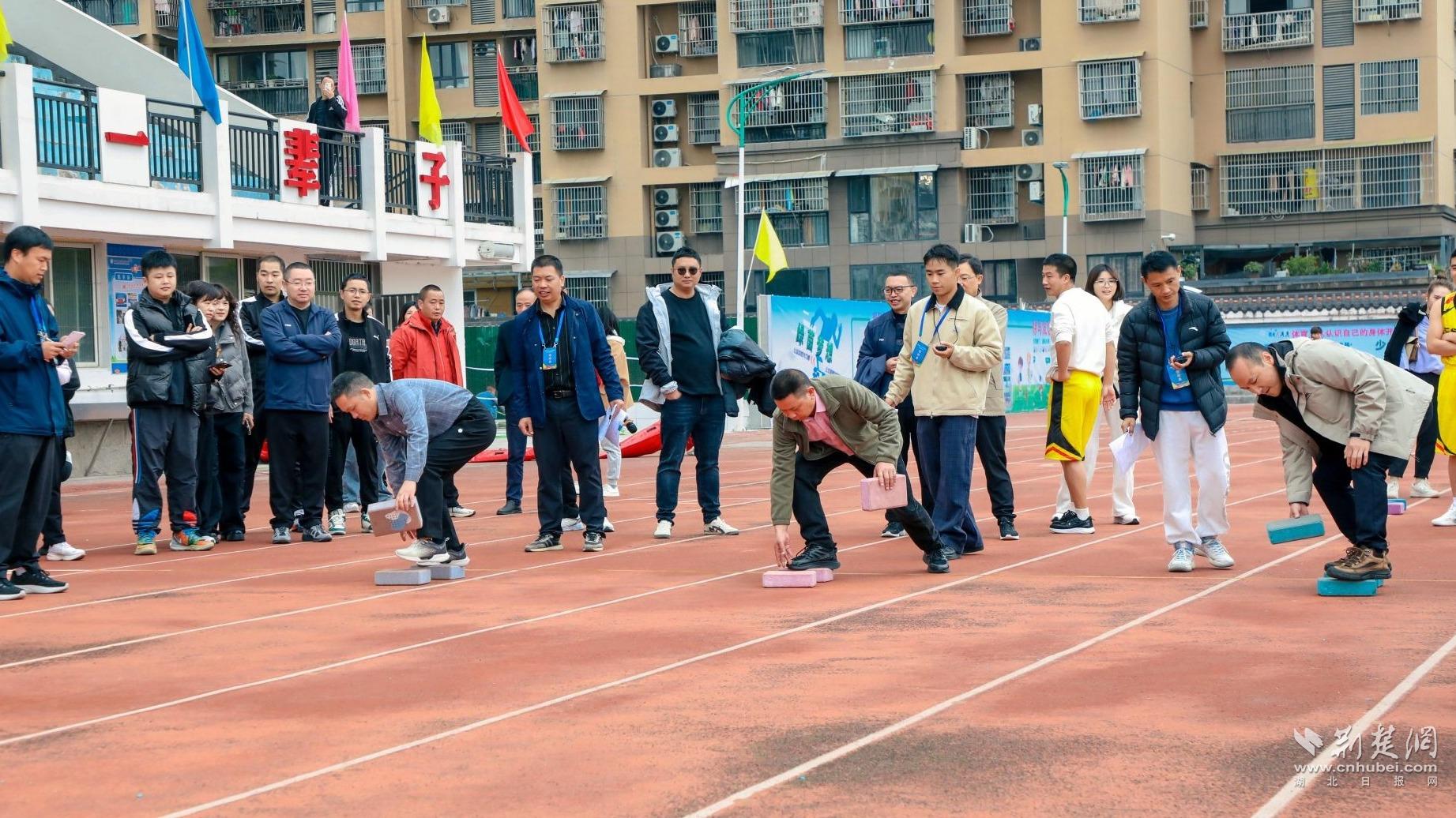 e3443d22e6de97d3ded8a3e31d77d97e_1843X1036_20251117144241