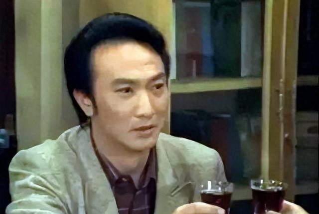 鄭乾龍，演技、影響力與公眾形象的探究