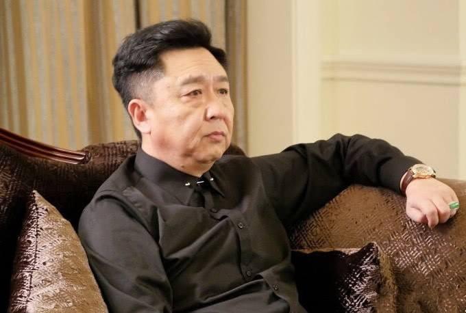 揭秘德云社相聲演員的真實待遇與工資內(nèi)幕，背后的故事與真實待遇揭秘