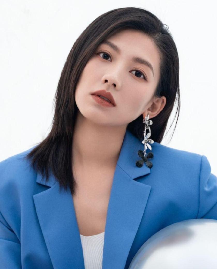 女演員馬藜與科技融合，體驗前沿科技產(chǎn)品之旅