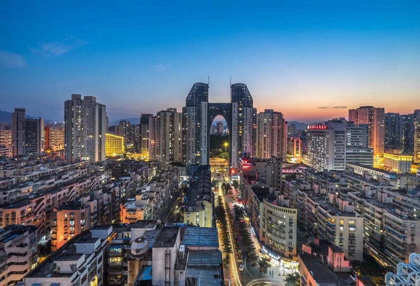 工業(yè)用地最新政策解讀，深度探討與指導(dǎo)標(biāo)題建議，工業(yè)用地新政解讀，政策調(diào)整及其影響分析